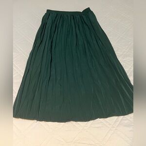 Green Maxi A-Line Pleated Skirt by Dress.com